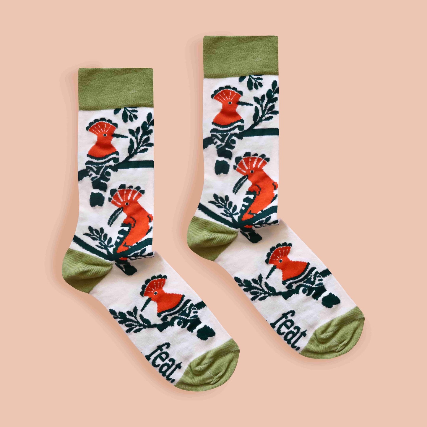 Ladies Hoopoe Bird socks centre peach